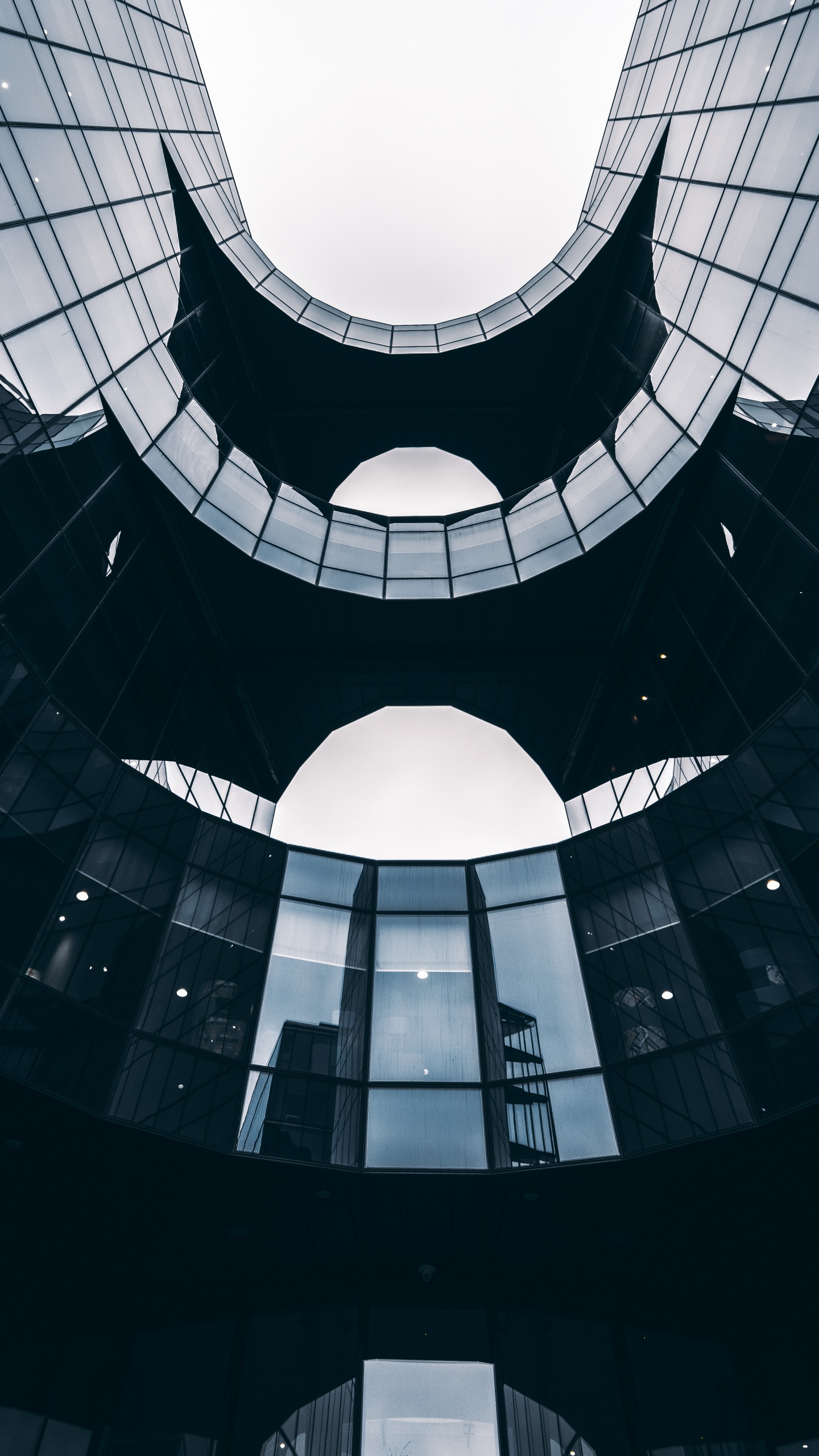 Black and White Spiral Staircase. Wallpaper in 1440x2560 Resolution