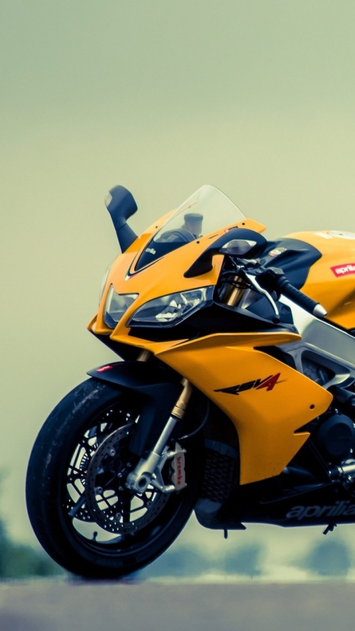 Orange and Black Sports Bike. Wallpaper in 720x1280 Resolution