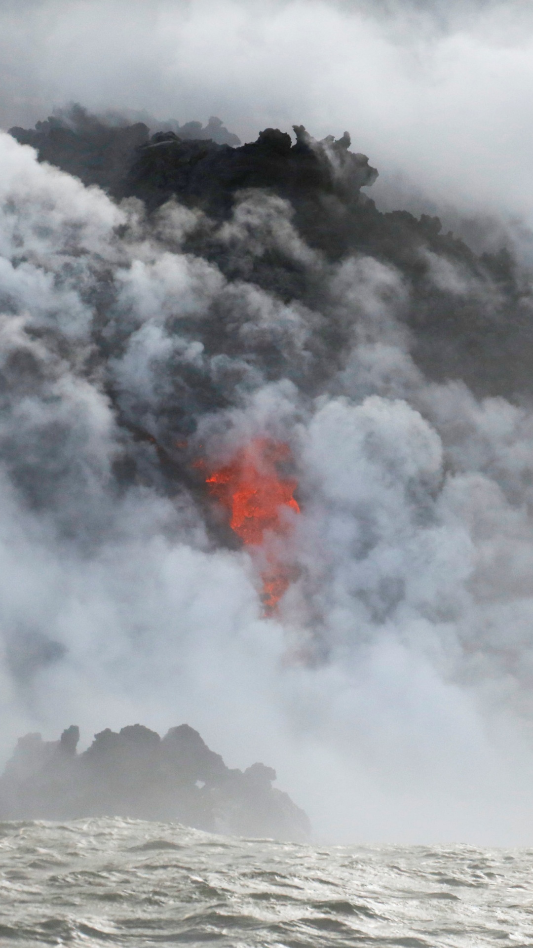 Meereswellen, Die Tagsüber an Land Krachen. Wallpaper in 1080x1920 Resolution