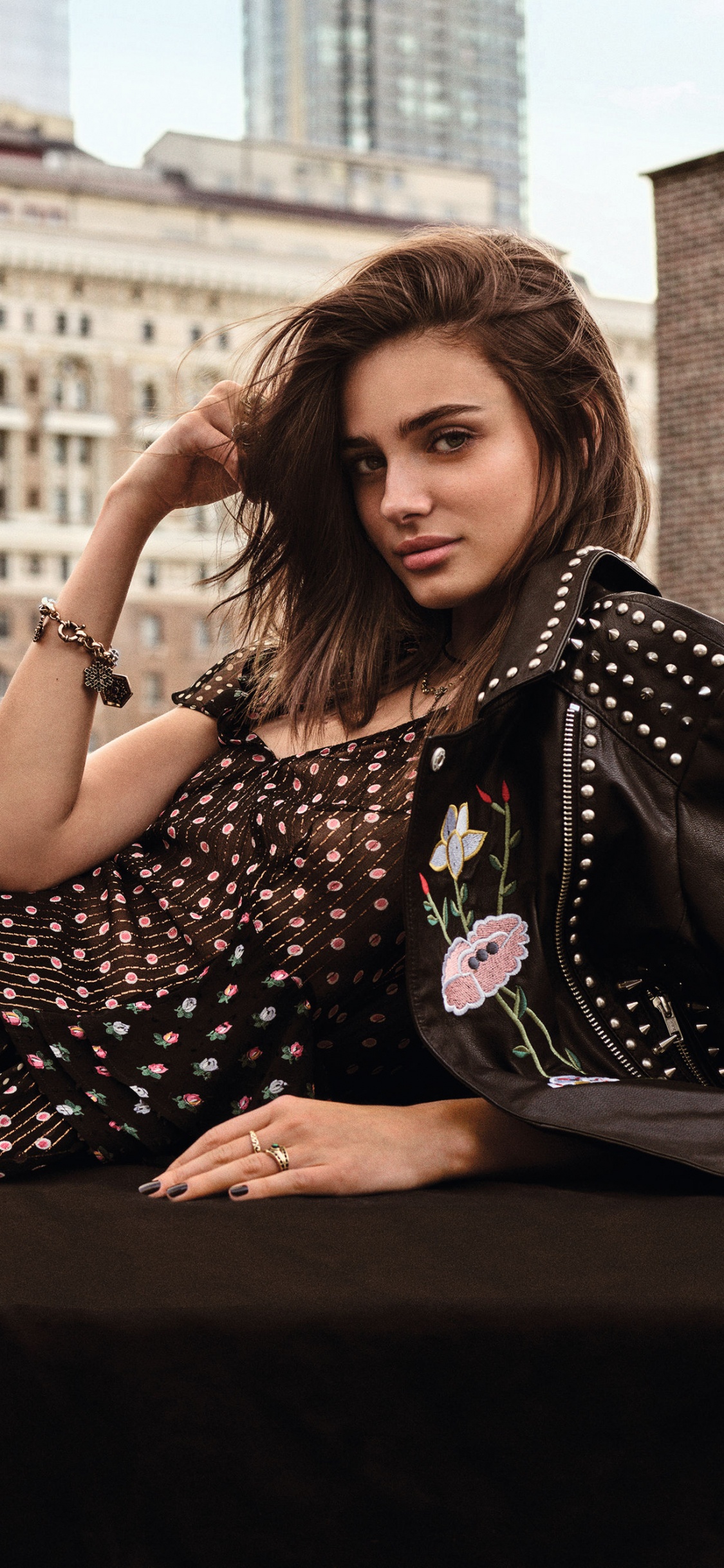 Taylor Hill, Victorias Secret, Modèle, Beauté, Séance. Wallpaper in 1125x2436 Resolution