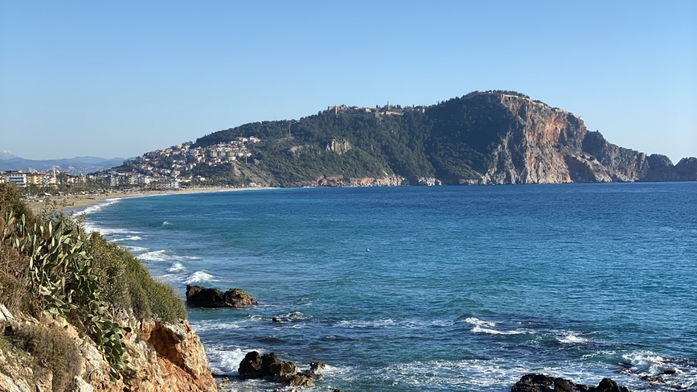 Plage de Kleopatra, Eau, Les Ressources en Eau, Azure, Paysage Naturel. Wallpaper in 1366x768 Resolution