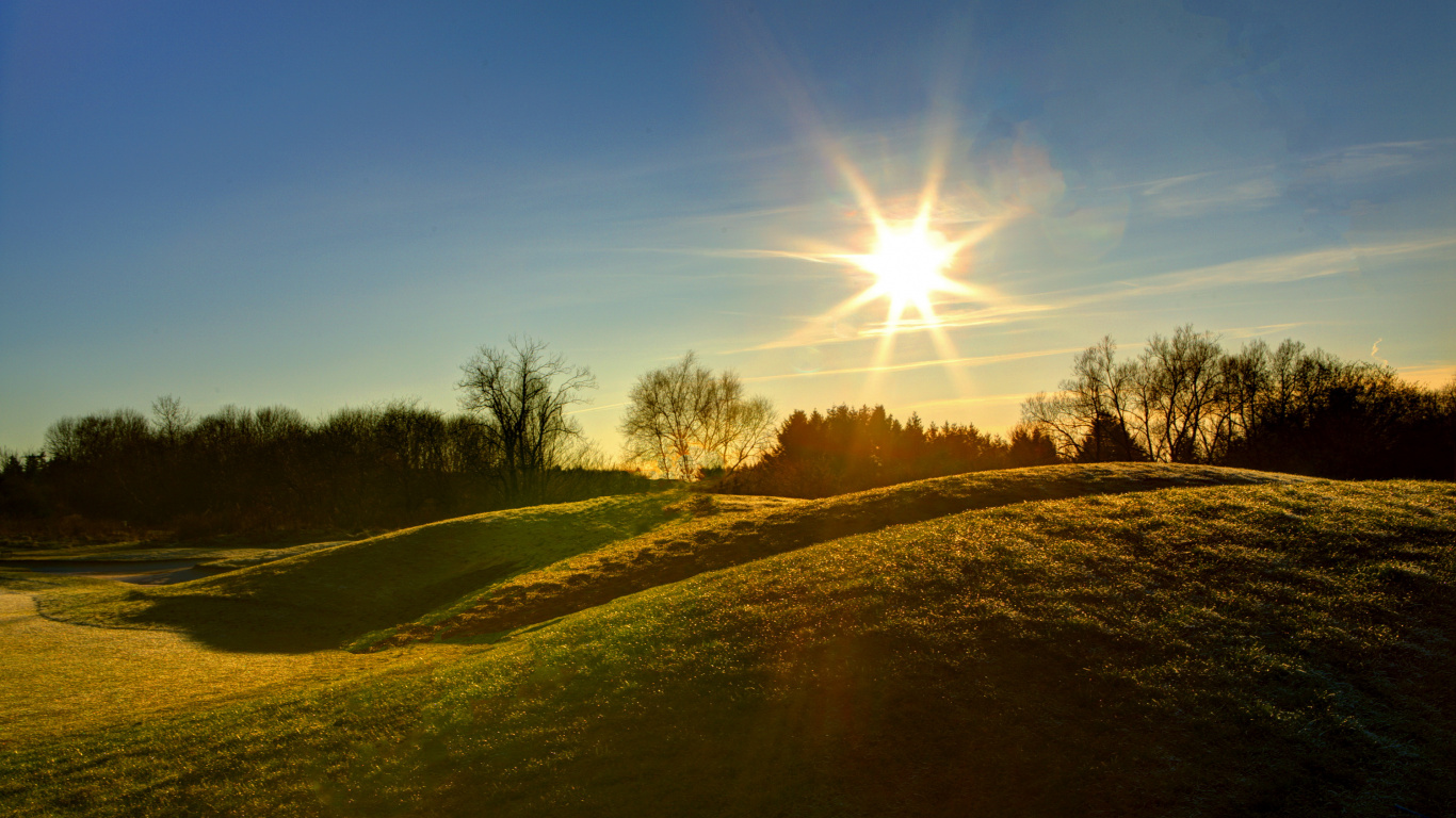Green Grass Field Under Blue Sky During Daytime. Wallpaper in 1366x768 Resolution