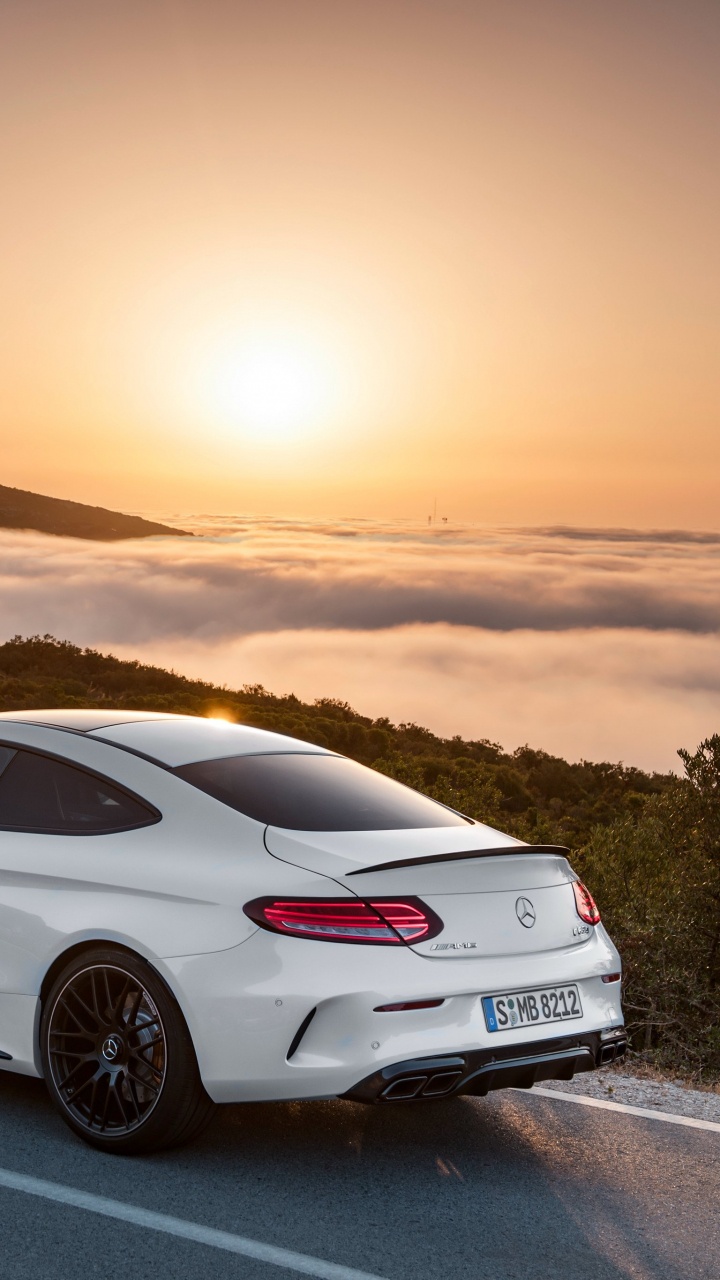 White Porsche 911 on Road During Daytime. Wallpaper in 720x1280 Resolution
