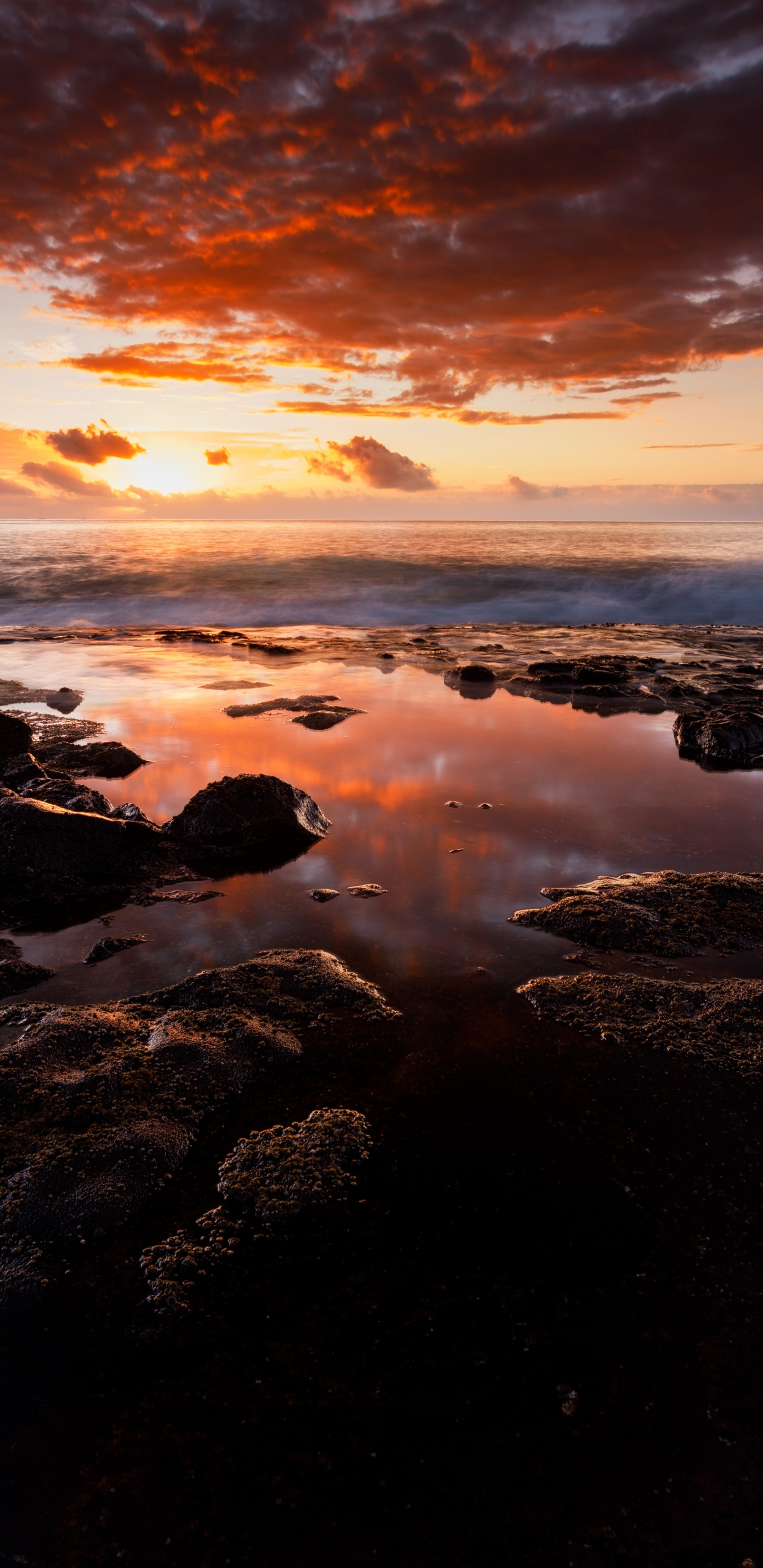 Cloud, Water, Atmosphere, Water Resources, Afterglow. Wallpaper in 1440x2960 Resolution