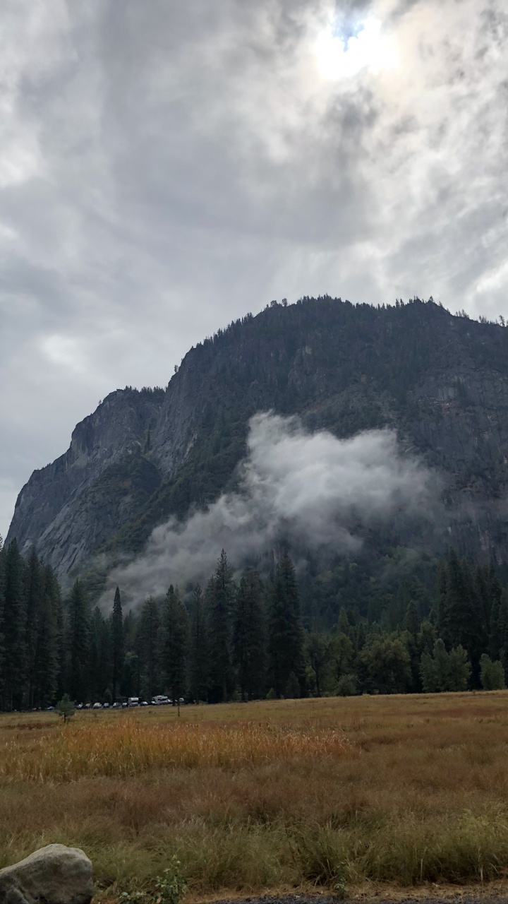 Hochland, Natürlichen Umgebung, Cloud, Bergigen Landschaftsformen, Naturlandschaft. Wallpaper in 720x1280 Resolution