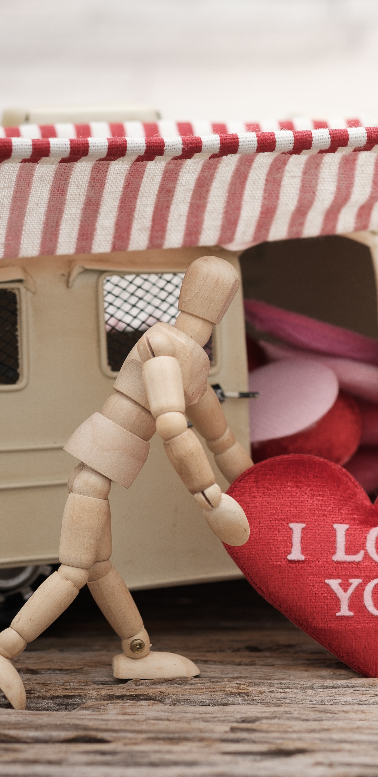 Valentines Tag, Herzen, Liebe, Pink, Holz. Wallpaper in 1440x2960 Resolution