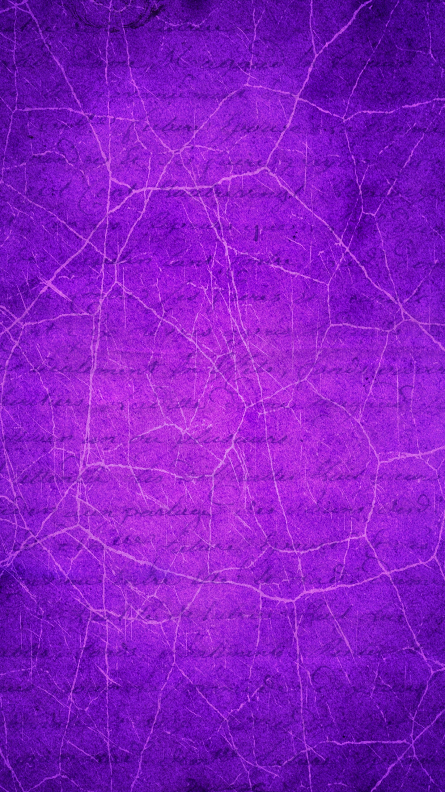Textile Violet et Noir en Photographie Rapprochée. Wallpaper in 1440x2560 Resolution