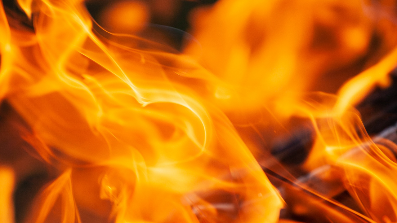 Fondo de Pantalla Digital de Fuego Naranja y Amarillo. Wallpaper in 1280x720 Resolution