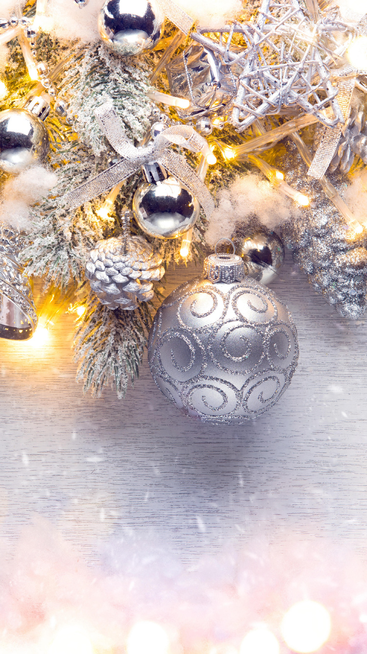 Christmas Day, Fashion Accessory, Christmas Ornament, Crystal, Interior Design. Wallpaper in 750x1334 Resolution