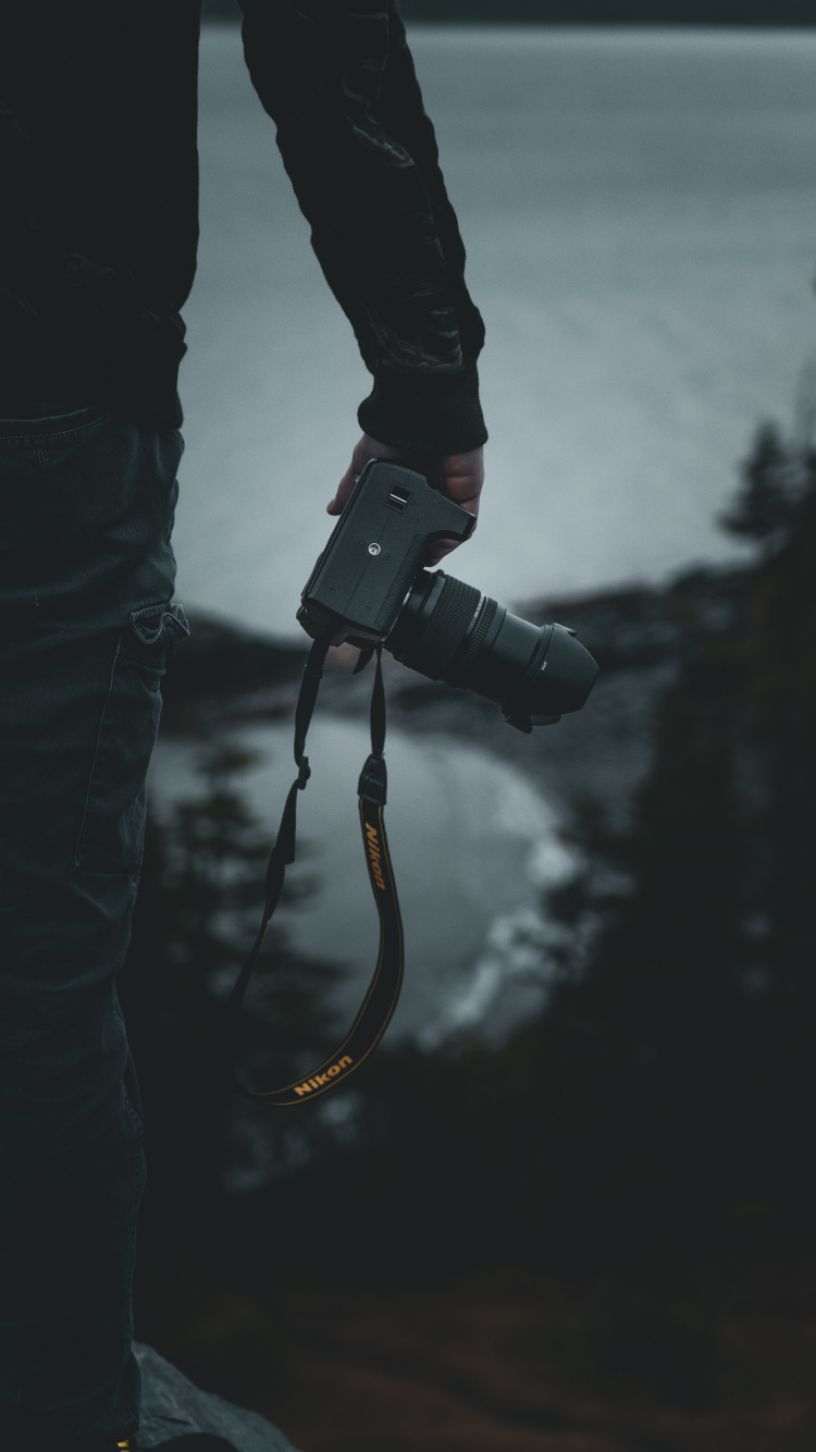 腿, 人腿, 手, 娱乐, 牛仔裤 壁纸 750x1334 允许