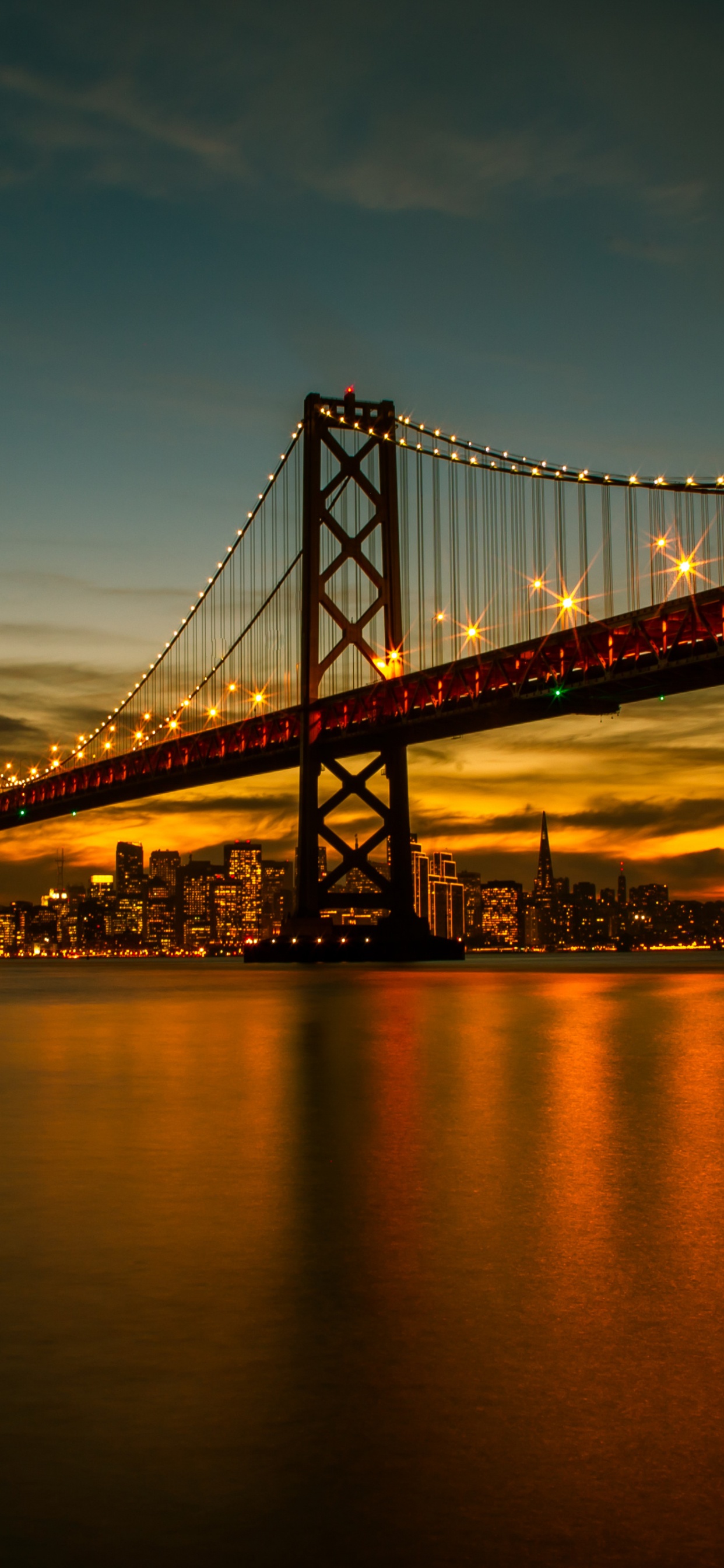 San Francisco, San Francisco Oakland Bay Bridge, Golden Gate Bridge, Alcatraz Island, Wasser. Wallpaper in 1242x2688 Resolution