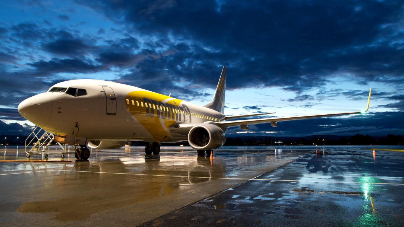 White Passenger Plane on Airport During Daytime. Wallpaper in 1366x768 Resolution