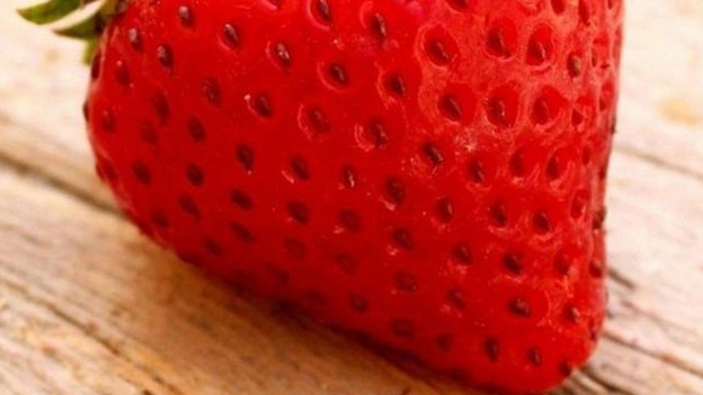 Red Strawberry on Brown Wooden Table. Wallpaper in 1366x768 Resolution