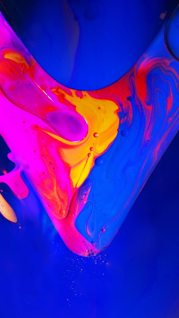 LG, LG G8 ThinQ, Smartphone, Naturaleza, Líquido. Wallpaper in 720x1280 Resolution