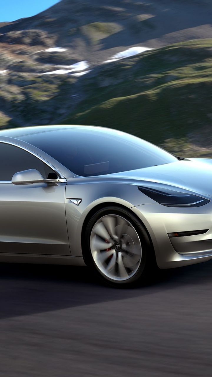 Silver Mercedes Benz Coupe on Road During Daytime. Wallpaper in 720x1280 Resolution