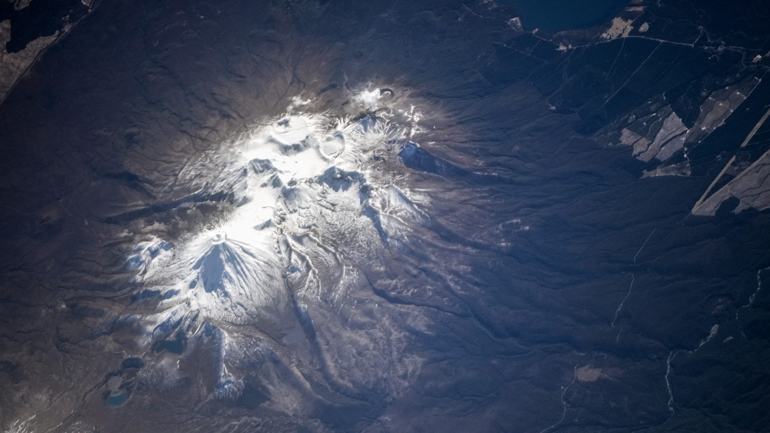 国际空间站, 外层空间, 宇航员, 气氛, 宇宙 壁纸 2560x1440 允许