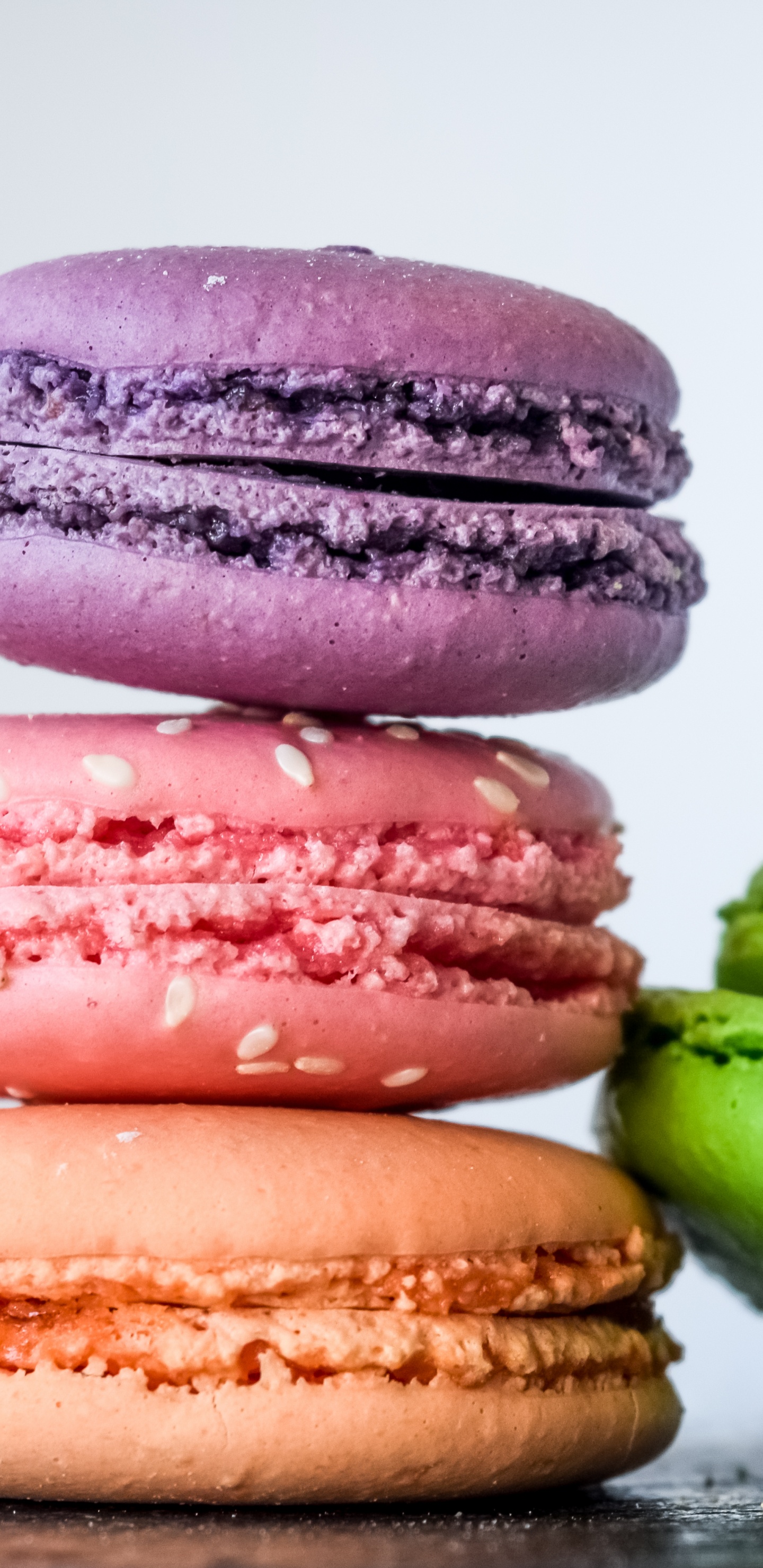 4 Donas Marrones y Verdes. Wallpaper in 1440x2960 Resolution