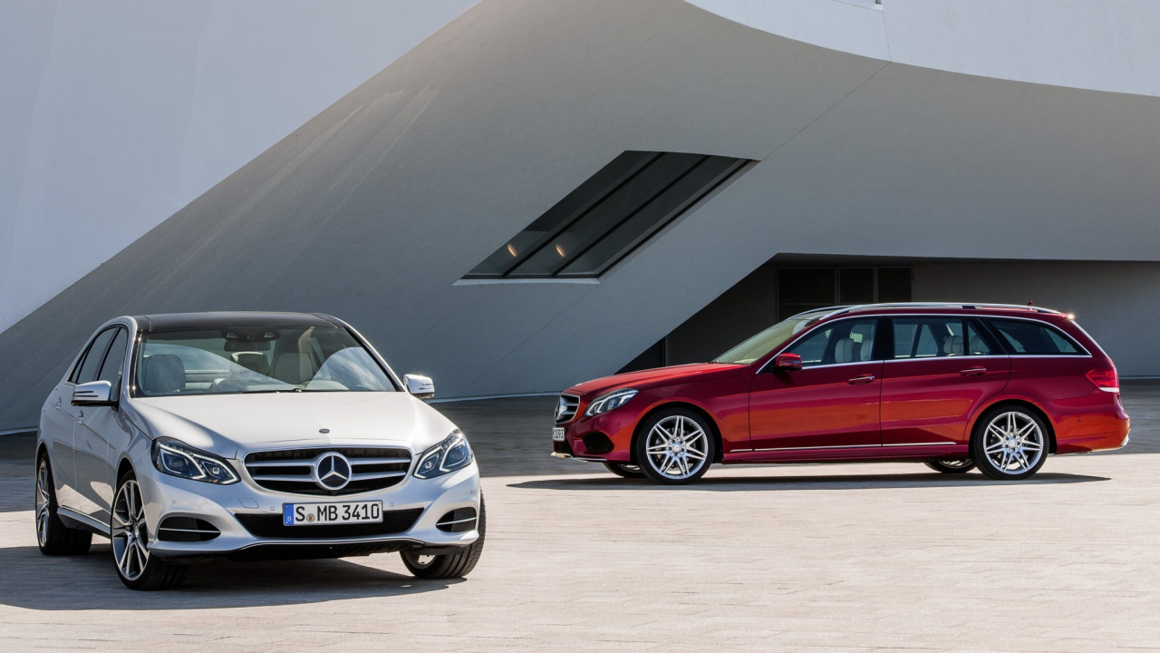 Red and White Bmw m 3. Wallpaper in 1280x720 Resolution