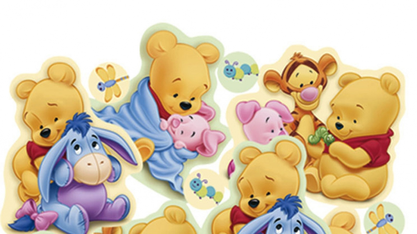 Brown Bear and Pink Pig Cartoon Characters. Wallpaper in 1366x768 Resolution
