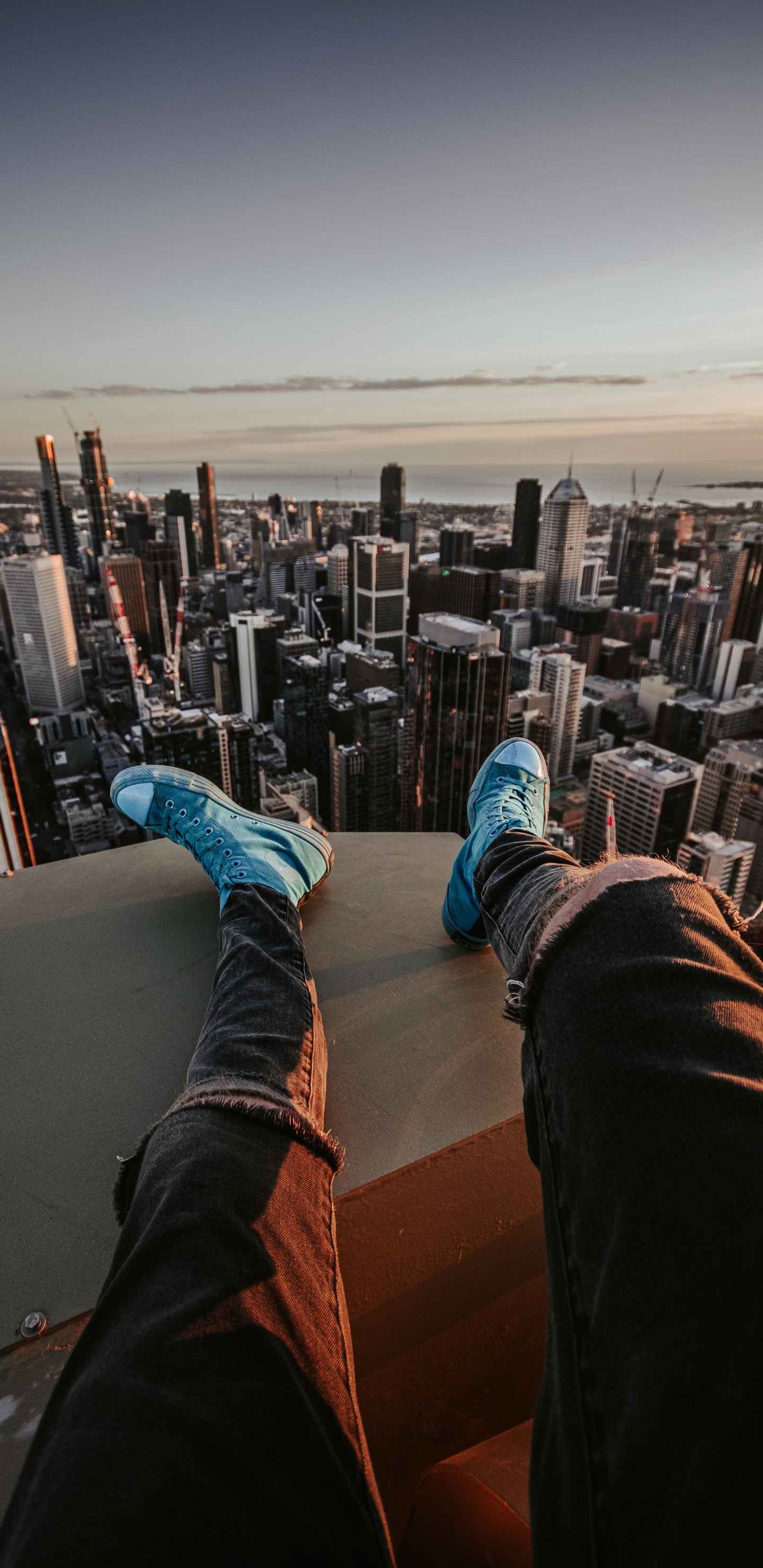 Willis Tower, Dopfunk, Coach, Shoe, Cloud. Wallpaper in 1440x2960 Resolution