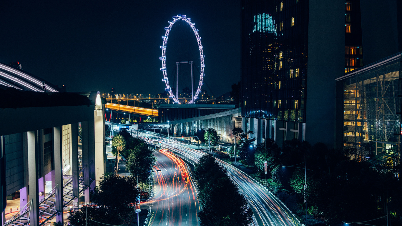 Photographie en Accéléré de Voitures Sur la Route Pendant la Nuit. Wallpaper in 1366x768 Resolution