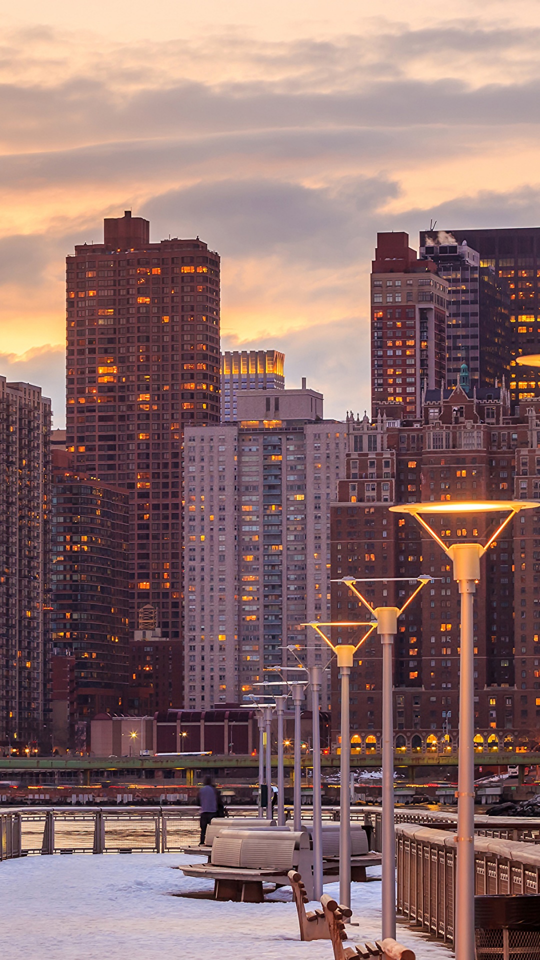 Bâtiment en Béton Blanc et Marron Pendant la Journée. Wallpaper in 1080x1920 Resolution