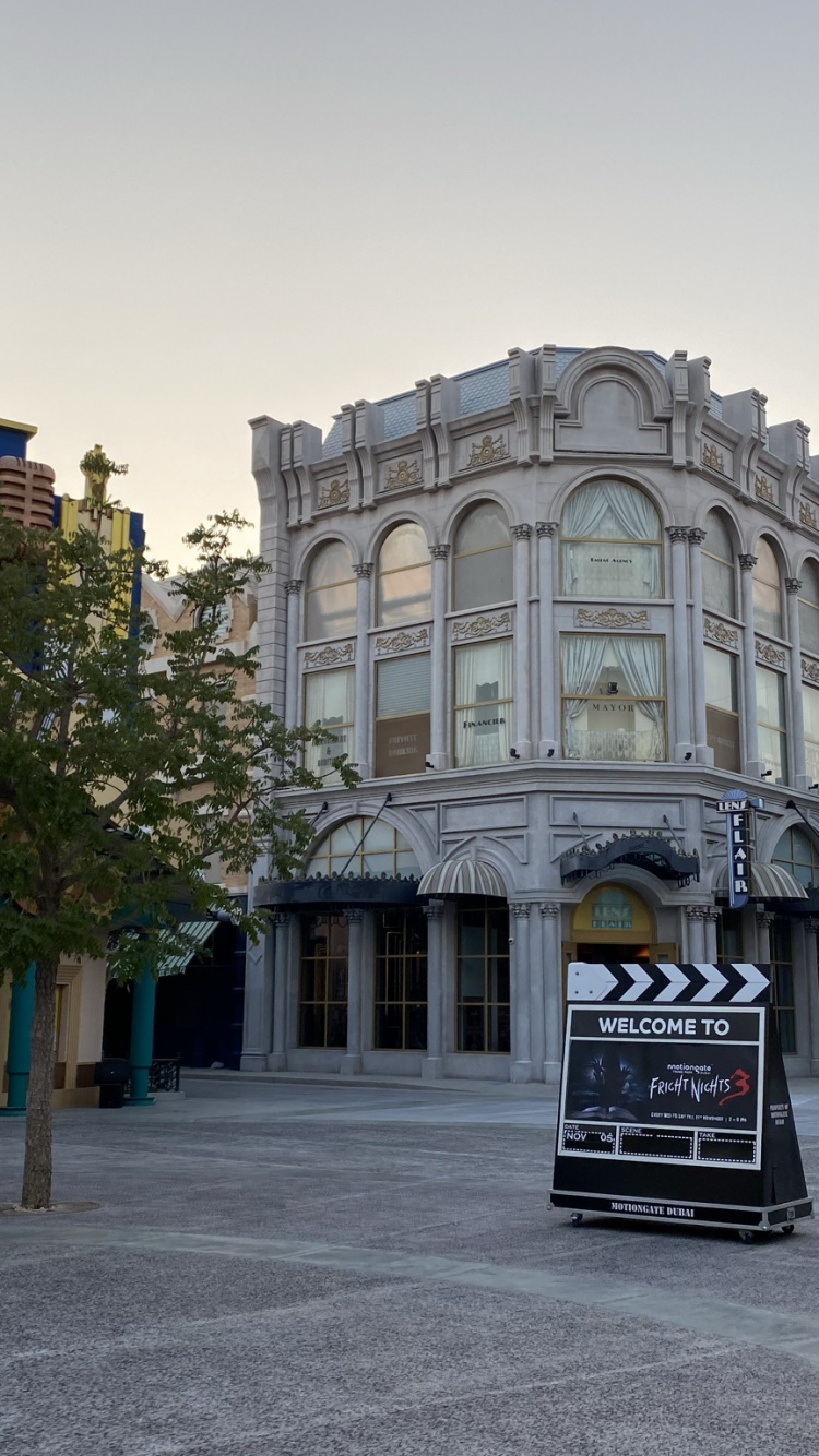 Hito, Arquitectura, la Superficie de la Carretera, Ciudad, el Espacio Público. Wallpaper in 750x1334 Resolution