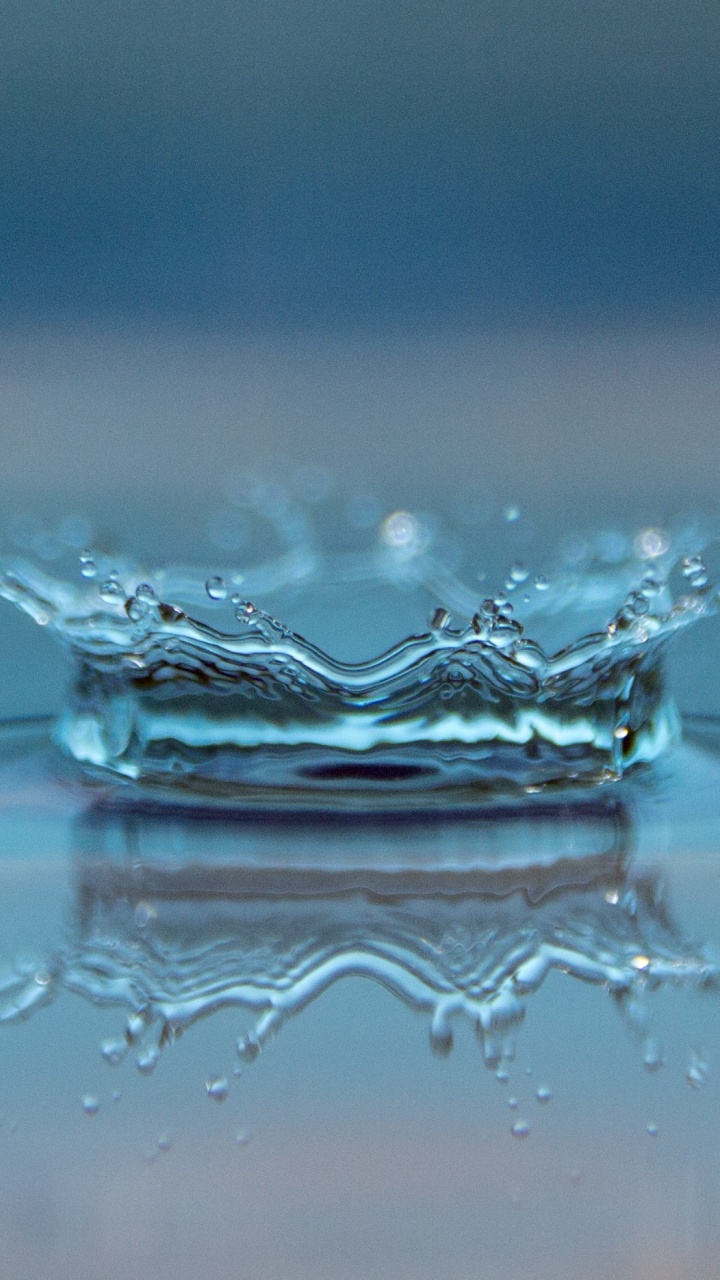 Wassertropfen Auf Klarglas. Wallpaper in 720x1280 Resolution