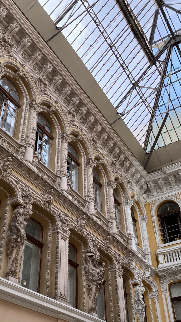 Durchgang Hotel, Klassische Architektur, Architektur, Fassade, Solatube. Wallpaper in 720x1280 Resolution