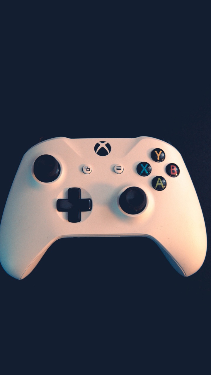 Weißer Xbox One-Gamecontroller. Wallpaper in 720x1280 Resolution