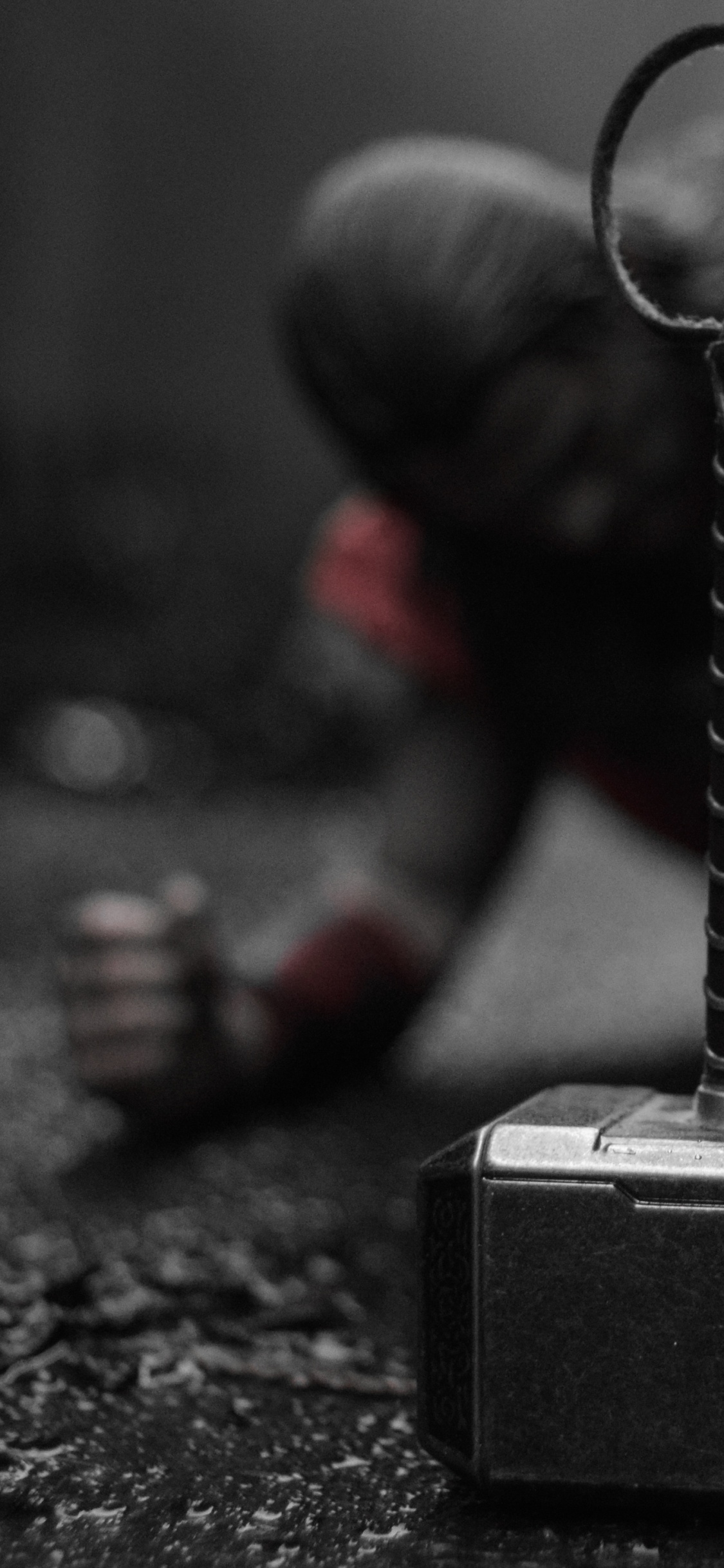 Thor, Mjlnir, Hand, Arm, Black and White. Wallpaper in 1125x2436 Resolution