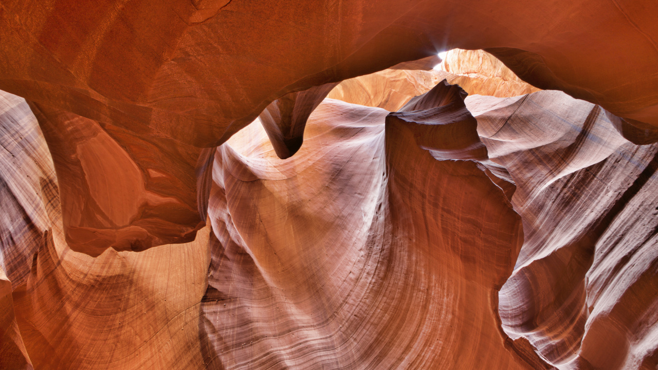 Formation Rocheuse Brune et Blanche. Wallpaper in 1280x720 Resolution