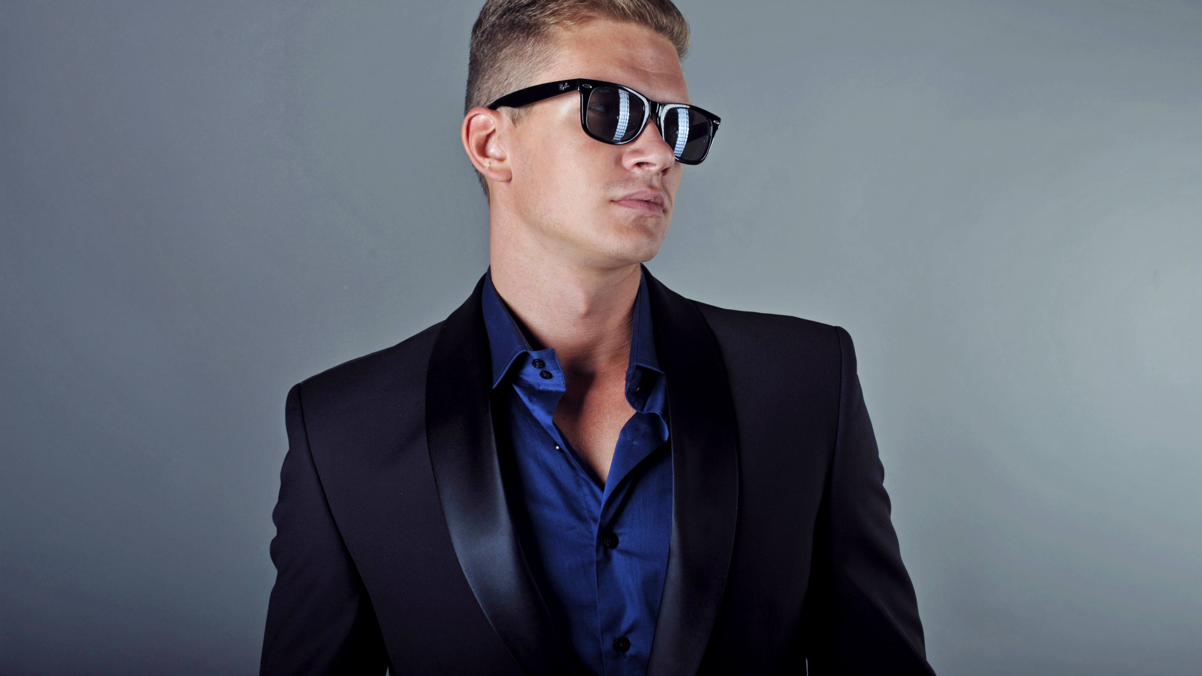 Smoking, Blazer, Brillen, Brille, Anzug. Wallpaper in 3840x2160 Resolution