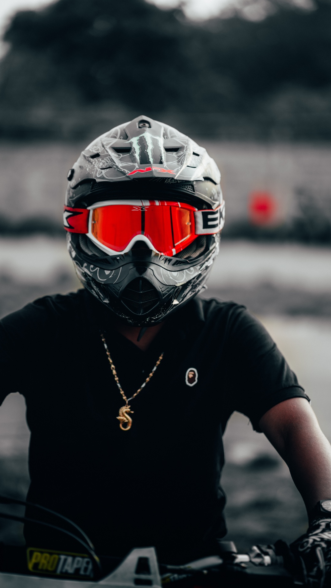 Person Wearing Black and Red Helmet. Wallpaper in 1080x1920 Resolution