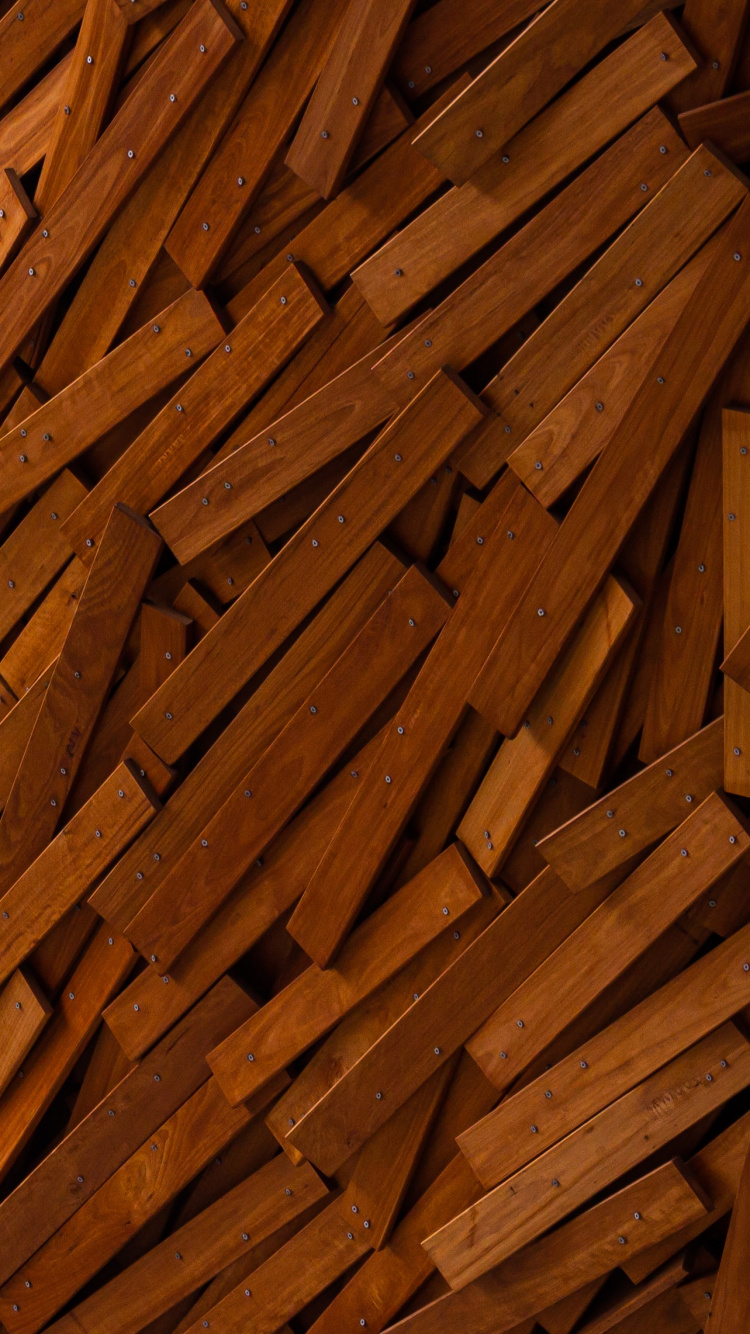 Lot de Planches de Bois Marron Pendant la Journée. Wallpaper in 750x1334 Resolution