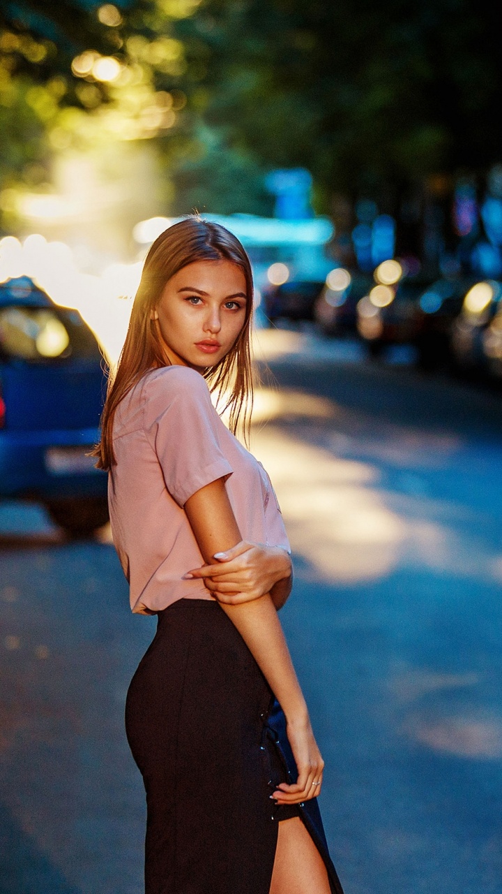 Modell, Licht, Snapshot, Street Fashion, Schönheit. Wallpaper in 720x1280 Resolution