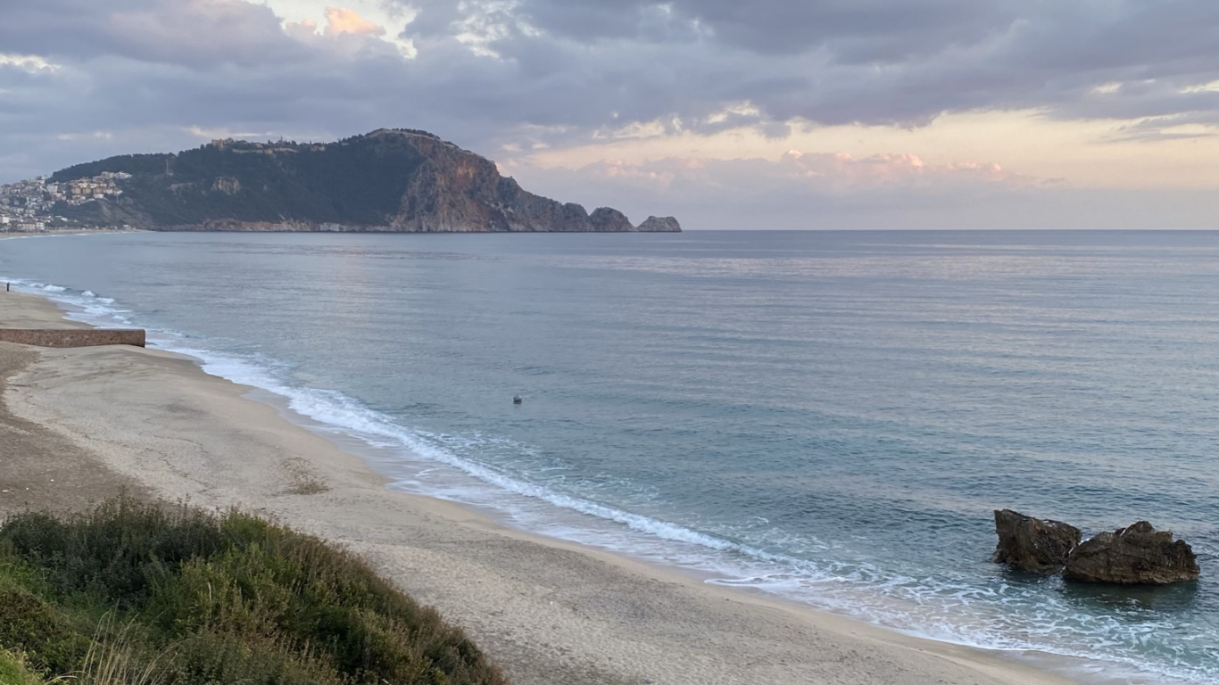 Plage de Kleopatra, Eau, Plage, Paysage Naturel, Highland. Wallpaper in 1366x768 Resolution