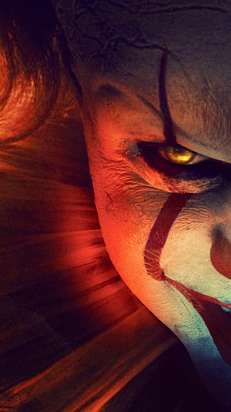 Mujer Con Cabello Castaño Vistiendo Anteojos Con Montura Negra. Wallpaper in 750x1334 Resolution