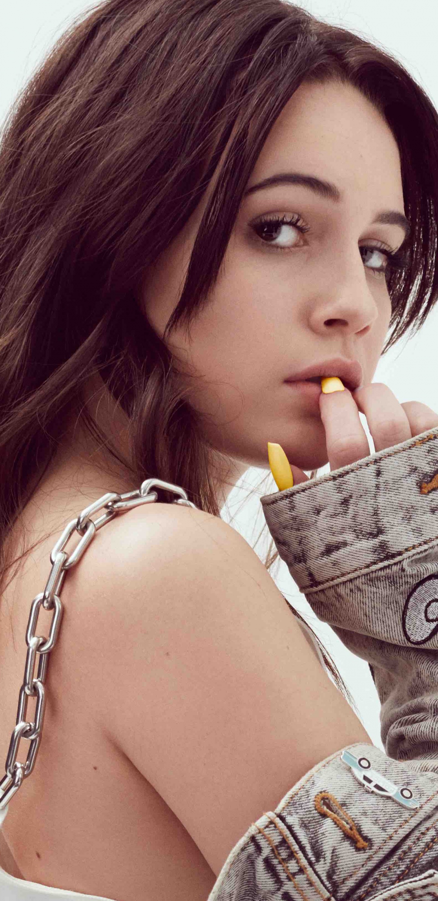 Bea Miller, Aurora, Haar, Schönheit, Haut. Wallpaper in 1440x2960 Resolution