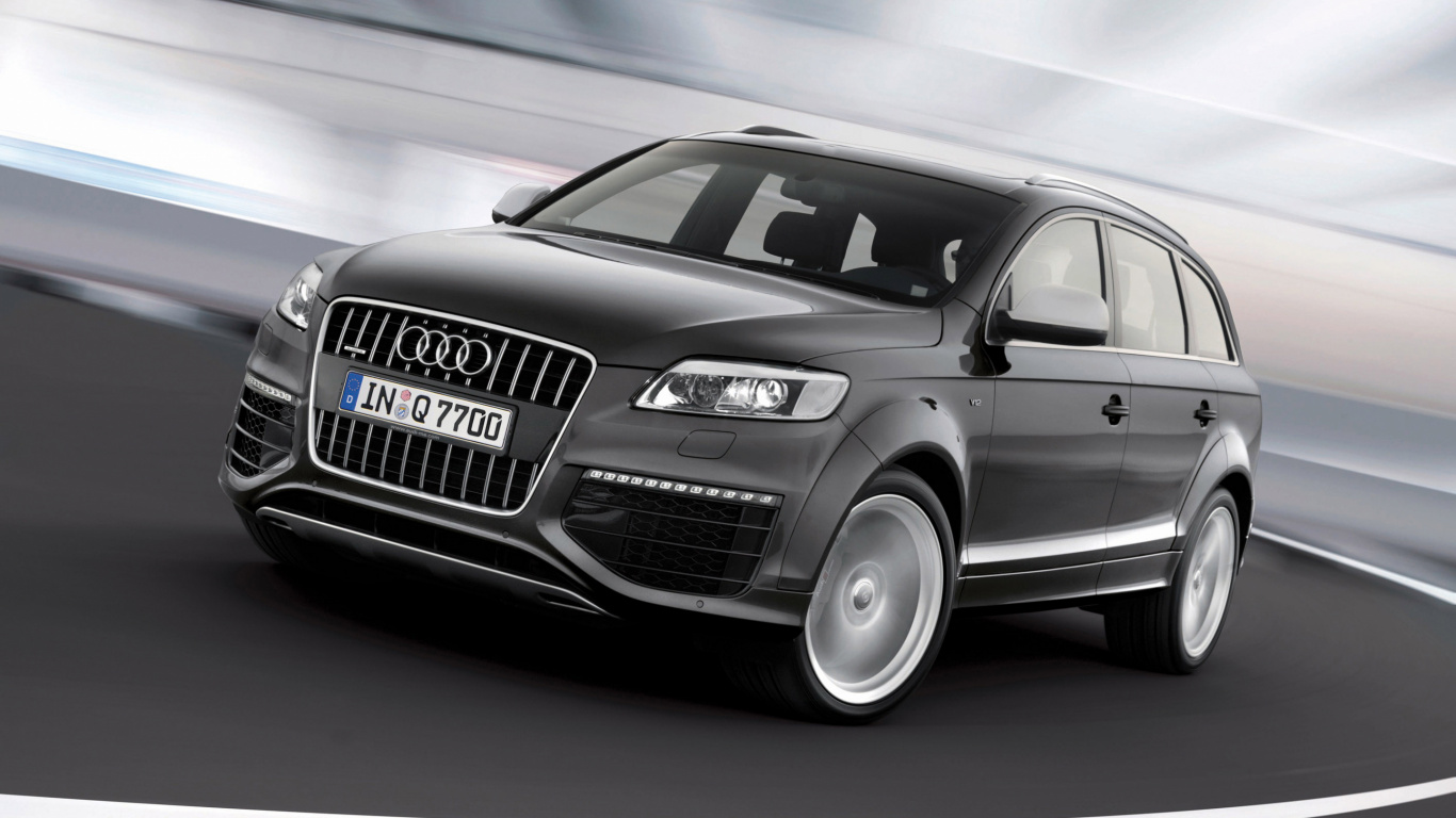 Silver Audi a 4 Suv. Wallpaper in 1366x768 Resolution