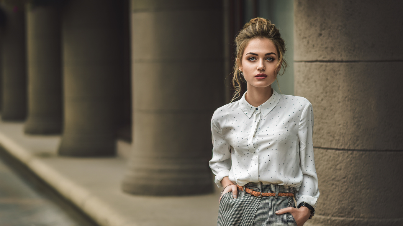 Mode, Stehend, Jeans, Street Fashion, Jean. Wallpaper in 1366x768 Resolution