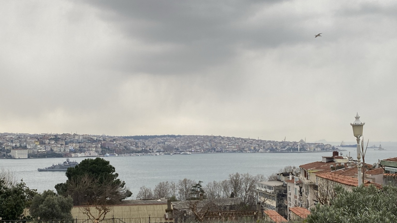 Cloud, Water, Plant, Tree, Building. Wallpaper in 1366x768 Resolution