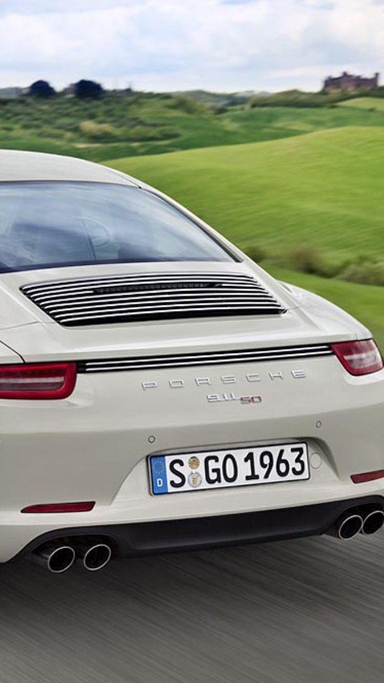 White Bmw m 3 on Road During Daytime. Wallpaper in 750x1334 Resolution