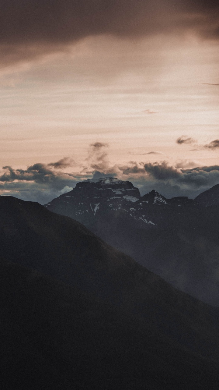 Crête, Mount Scenery, Gamme de Montagne, Atmosphère, Brouillard. Wallpaper in 720x1280 Resolution