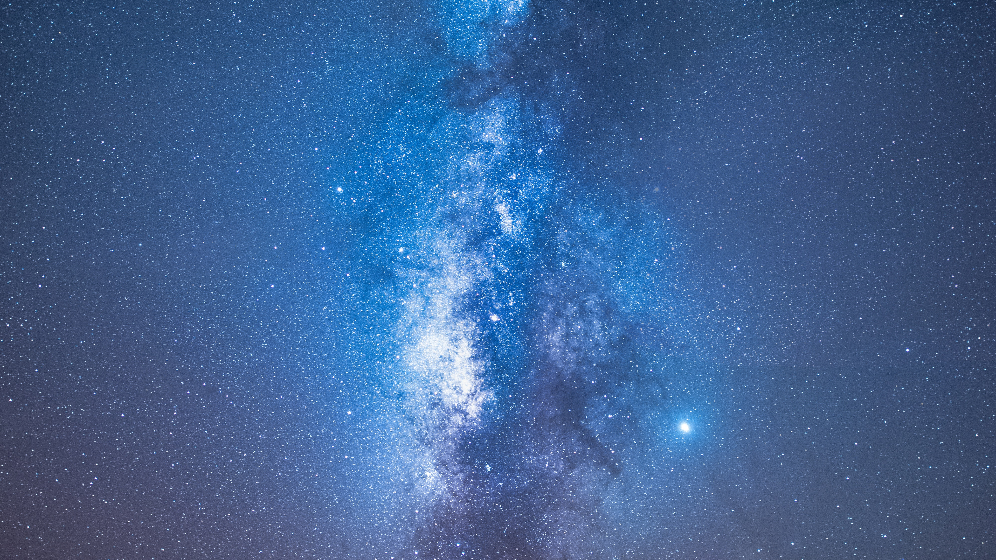 Blue and Black Starry Night Sky. Wallpaper in 3840x2160 Resolution