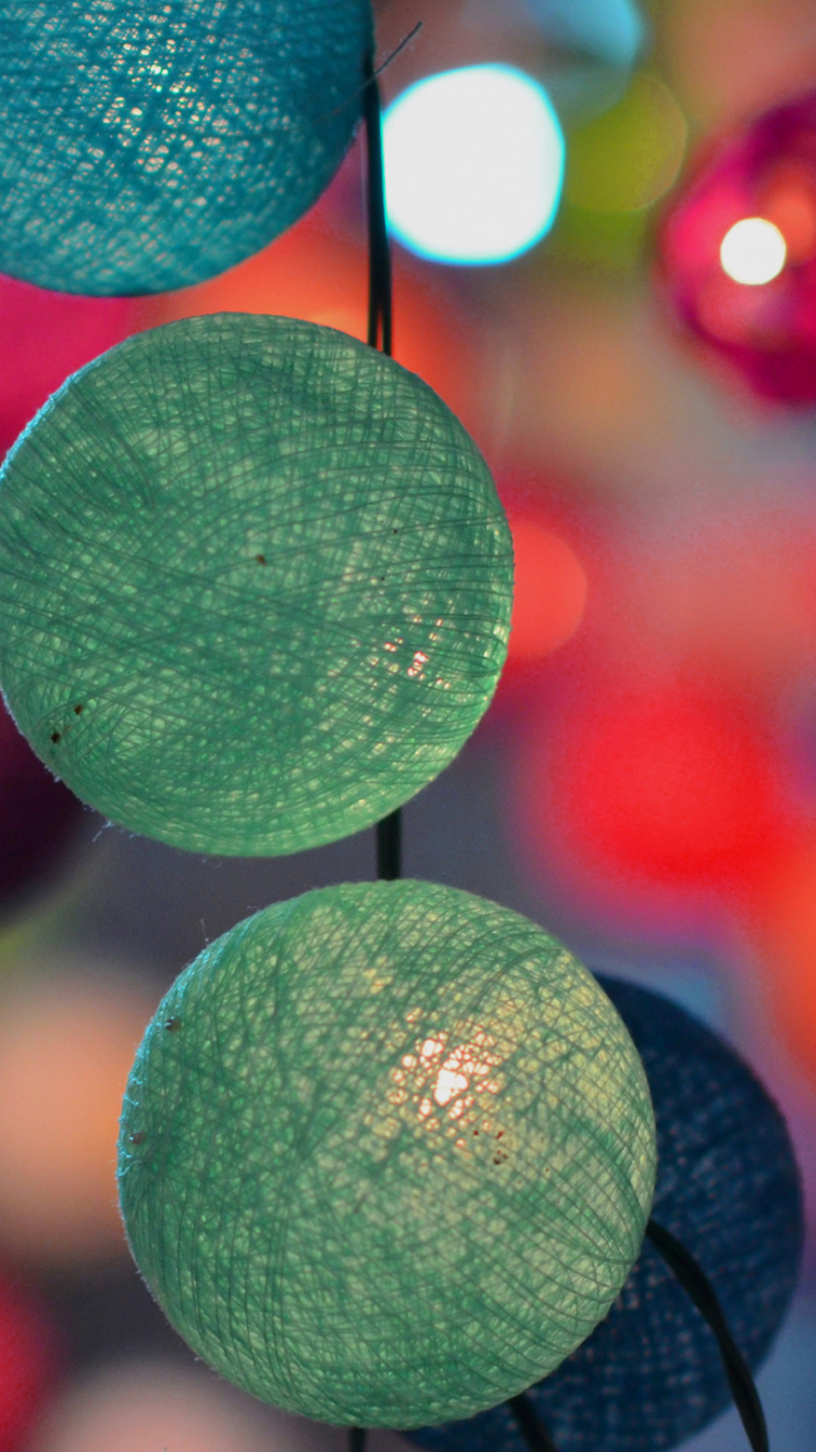 Licht, Weihnachtsbeleuchtung, Christmas Ornament, Weihnachtsdekoration, Farbwert. Wallpaper in 750x1334 Resolution