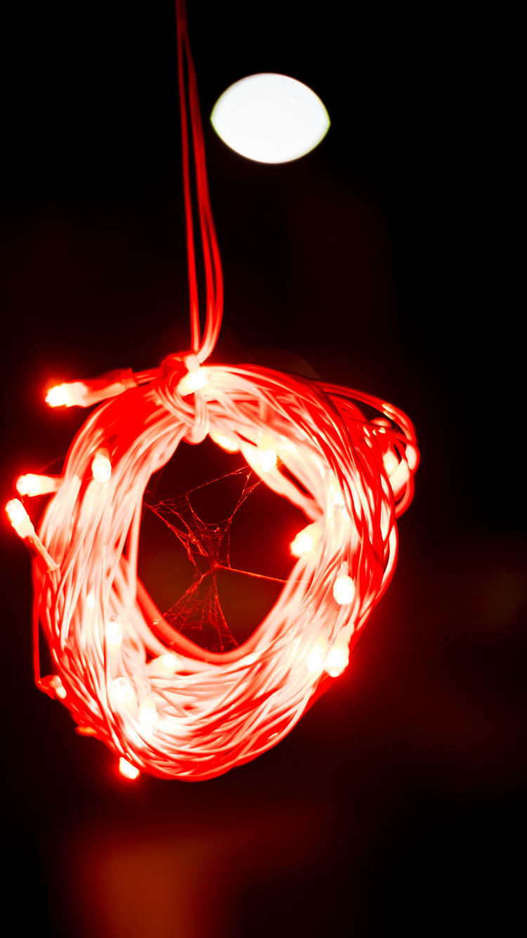 Feu Rouge Sur Fond Noir. Wallpaper in 750x1334 Resolution