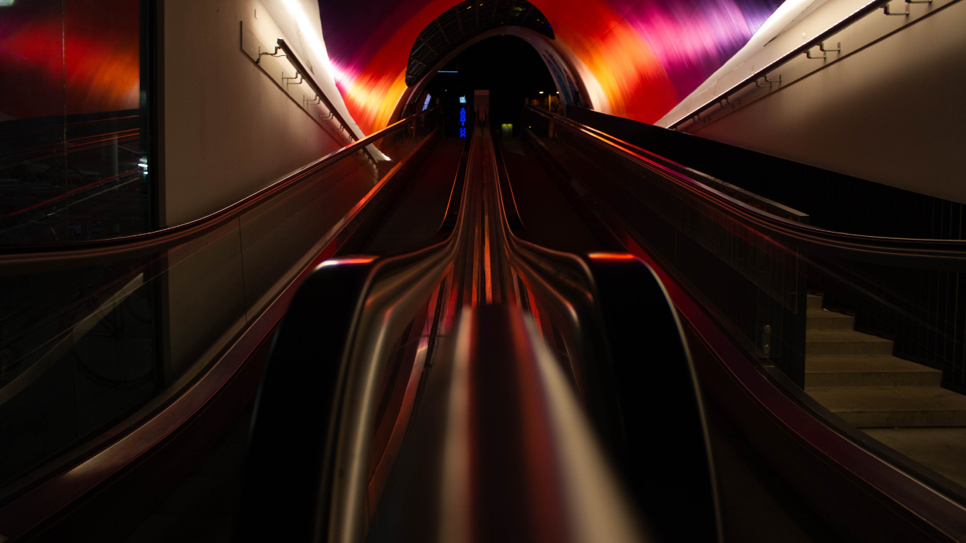 Photographie en Accéléré du Tunnel. Wallpaper in 1366x768 Resolution