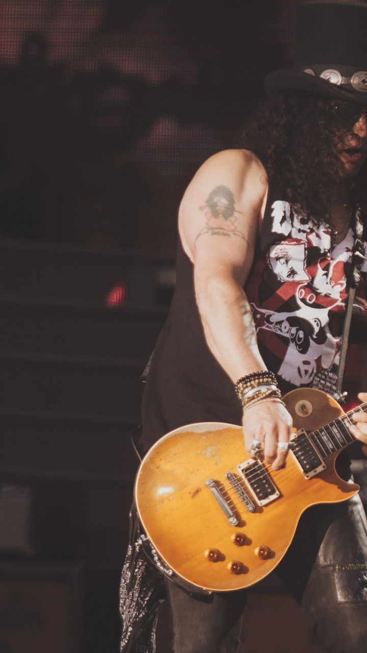 Bassist, Bass Guitar, Rock Concert, Electric Guitar, Guitar. Wallpaper in 720x1280 Resolution