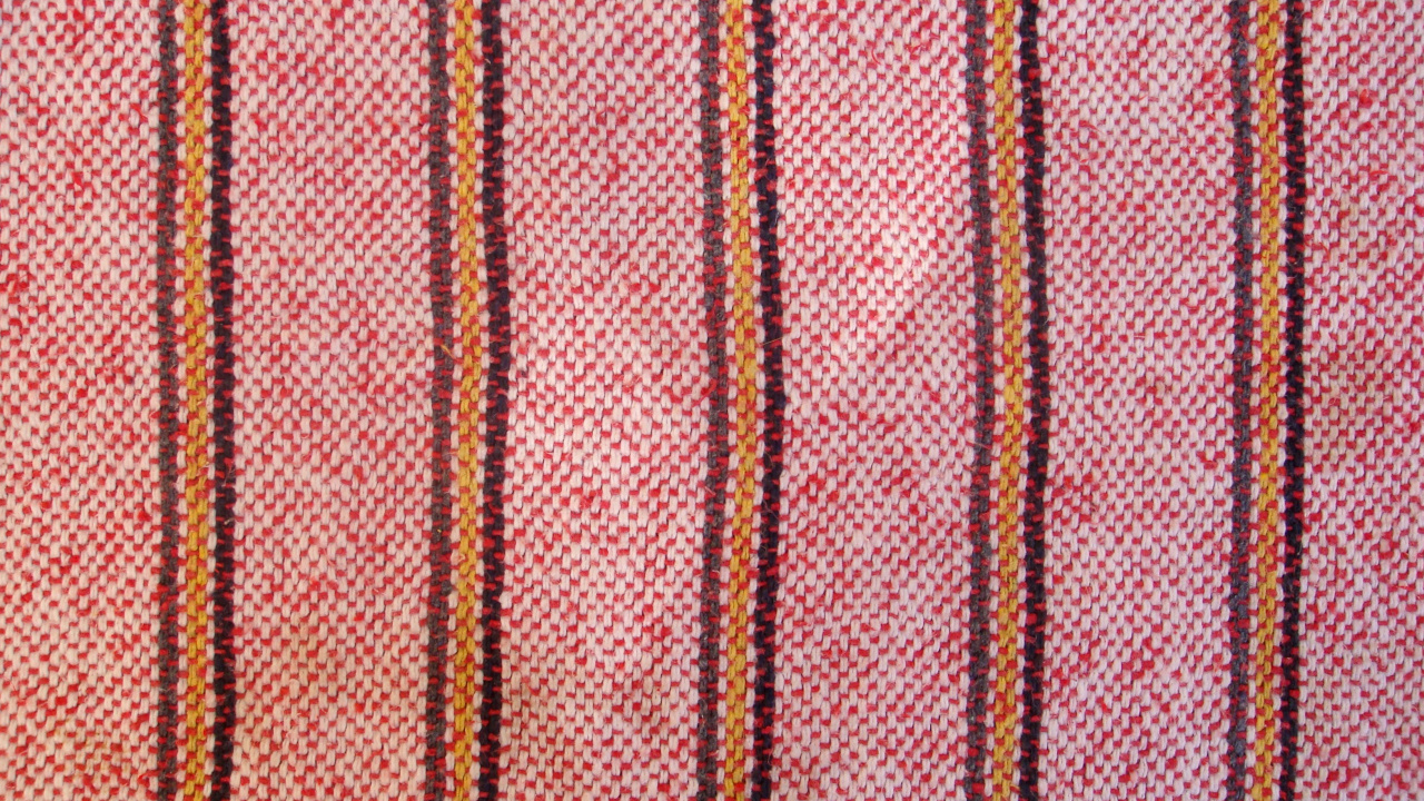 Rot-braun Gestreiftes Textil. Wallpaper in 1280x720 Resolution